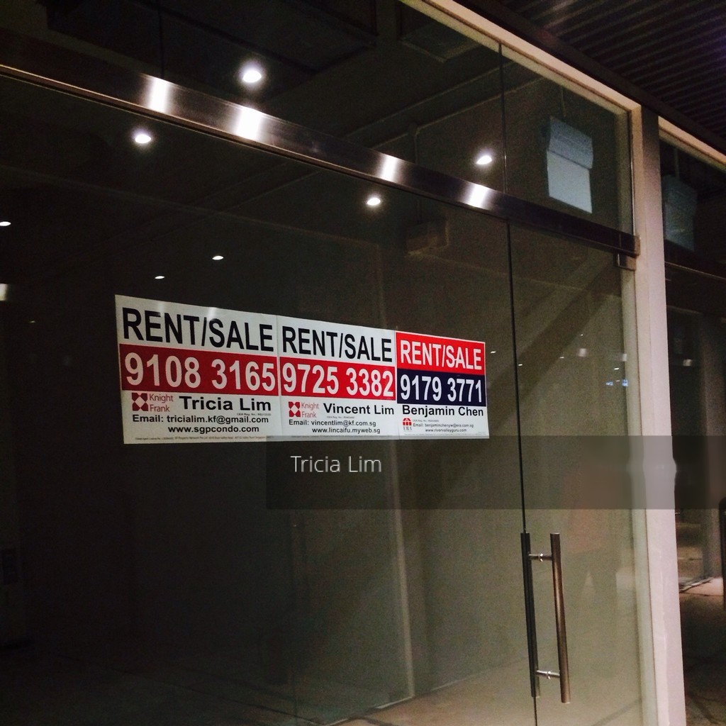 East Village (D16), Retail #143000802